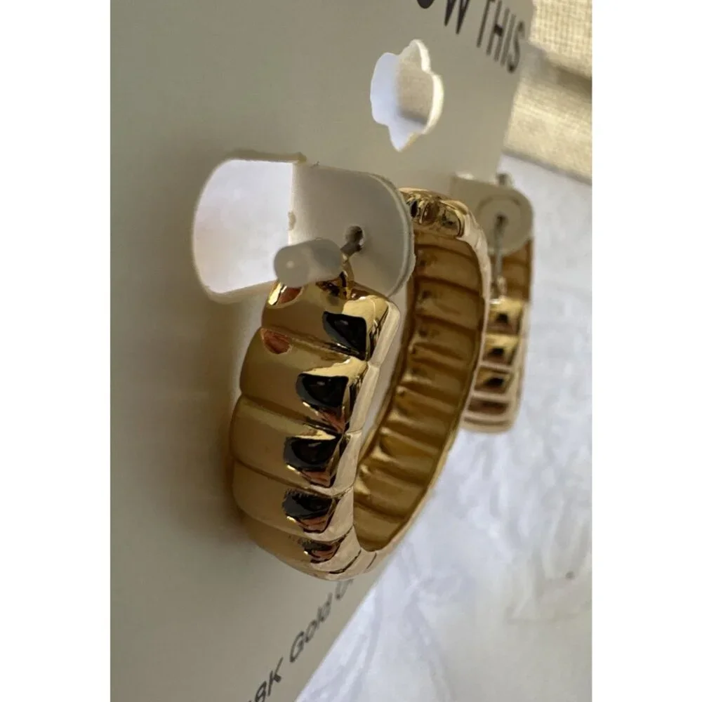 And Now This 18 KT Gold Brass Textured Hoop Earrings Classic 1.25" NEW $50 - Picture 3 of 7